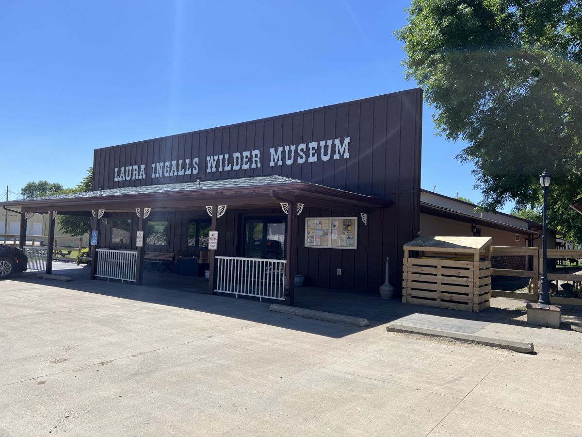 Image of Laura Ingalls Museum Building